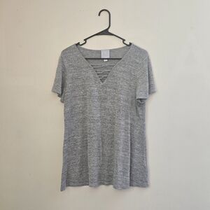 DB Sunday Women's Large Gray V-Neck Top